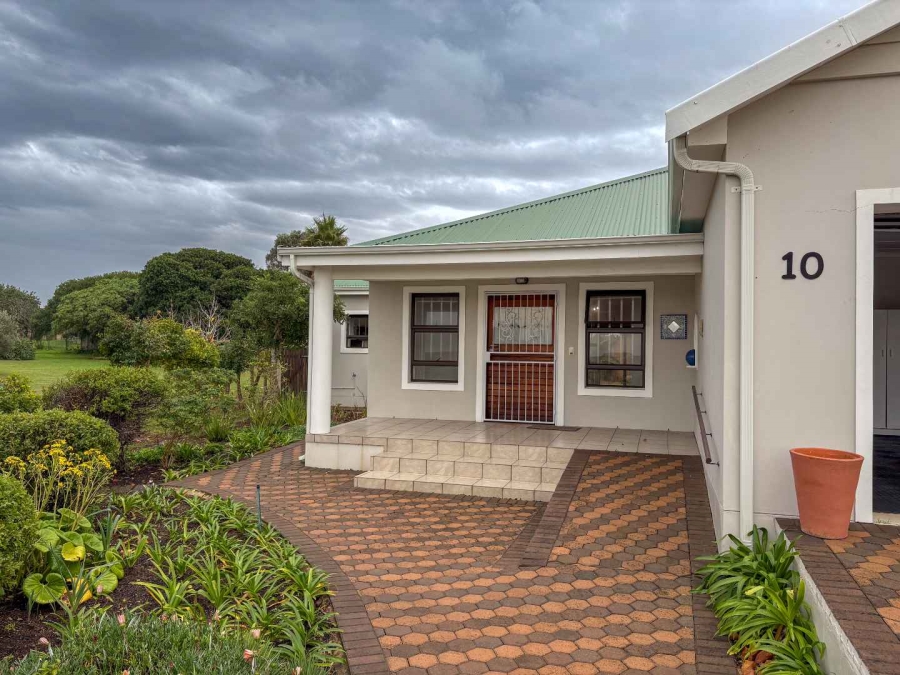 3 Bedroom Property for Sale in Stilbaai Wes Western Cape